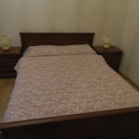 On Deribasovskaya 18 *