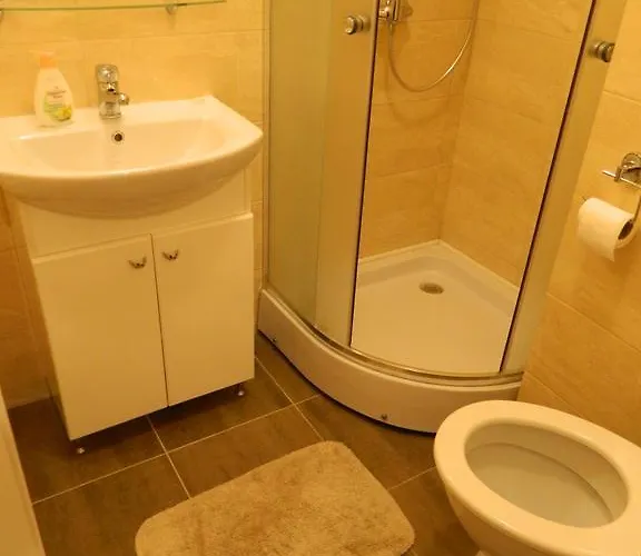 On Deribasovskaya 18