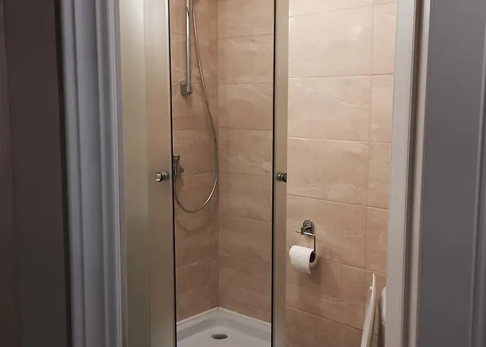 On Deribasovskaya 18