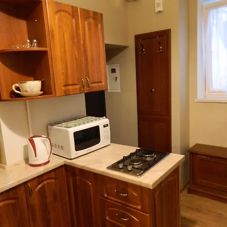 On Deribasovskaya 18