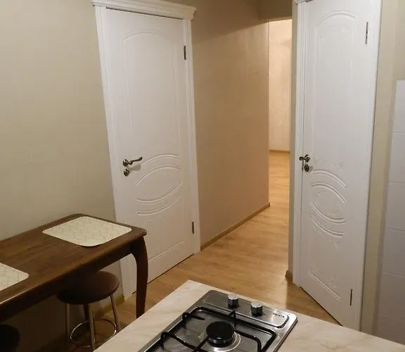 On Deribasovskaya 18 *