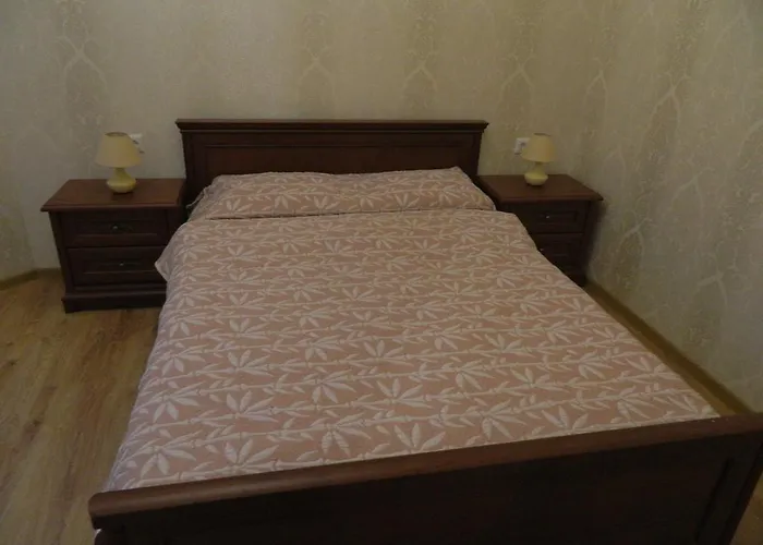 On Deribasovskaya 18 *